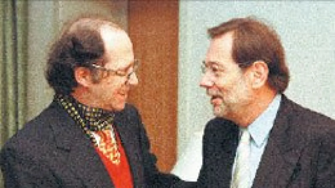 Ibrahim Rugova i ówczesny sekretarz generalny NATO w Kwaterze Głównej Sojuszu, 1998 r. (fot. NATO) / 