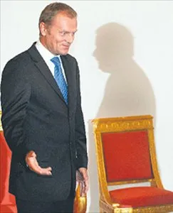 Donald Tusk w Pałacu Prezydenckim, lipiec 2007 r. / Fot. WOJCIECH OLKUŚNIK / Agencja Gazeta / 