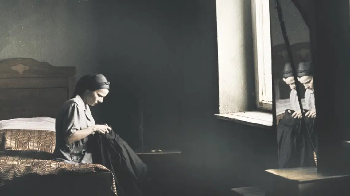 Agata Kulesza jako tytułowa bohaterka filmu „Róża” / fot. Monolith Films