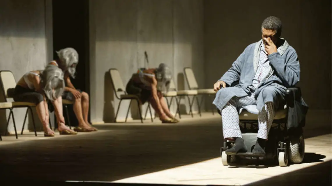 Mark S. Doss jako główny bohater opery "Slow Man" w reż. Mai Kleczewskiej / fot. Maciej Zakrzewski / Festiwal Malta