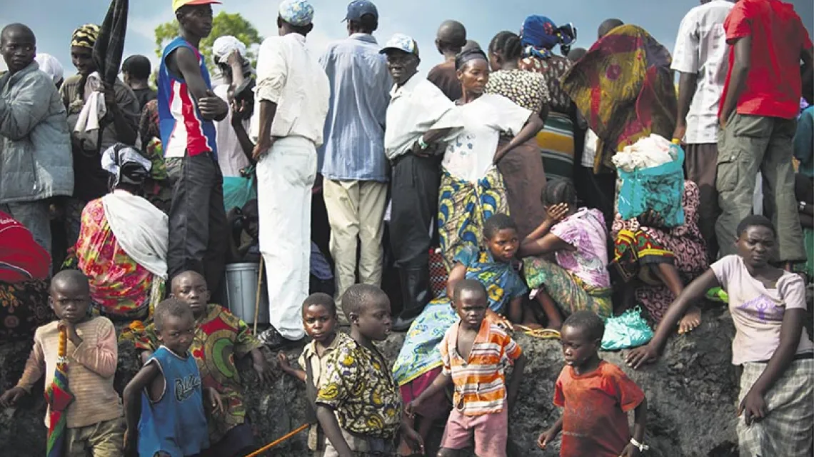 Obóz dla uchodźców – ofiar walk we wschodnim Kongo. Mugunga niedaleko Gomy, 2 grudnia 2012 r.  / Fot. Phil Moore / AFP / EAST NEWS