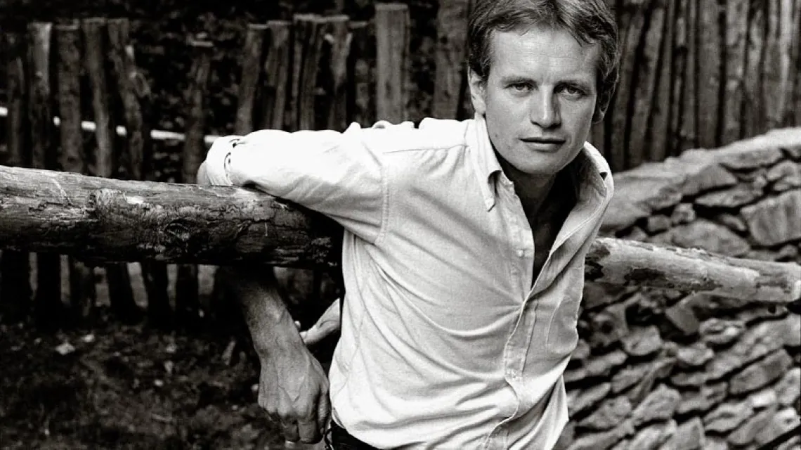 Bruce Chatwin w Paryżu, 1984 r. / Fot. Ulf Andersen / GETTY IMAGES / FPM