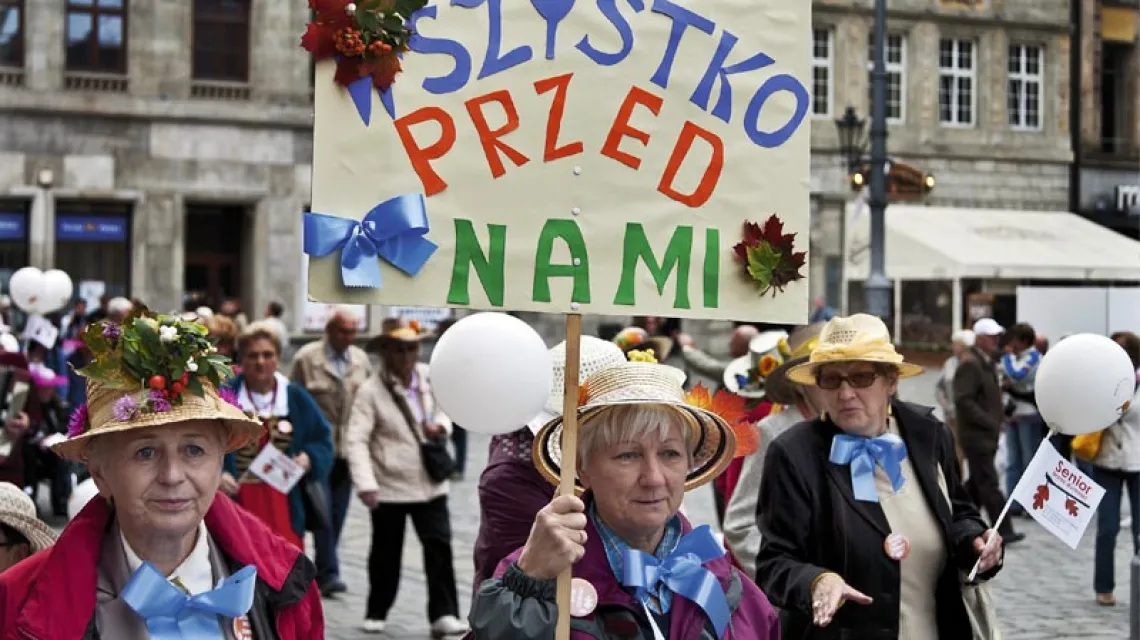 „Marsz kapeluszy” podczas IV Wrocławskich Dni Seniora, 28 września 2012 r. / Fot. Leszek Kotarba / EAST NEWS