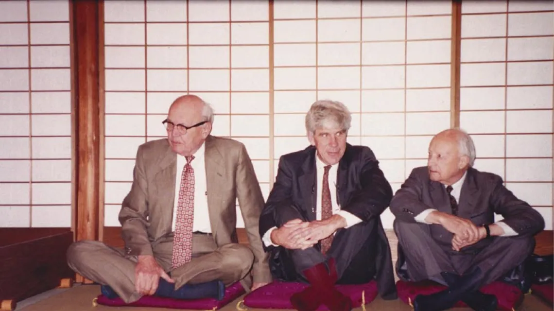 Witold Lutosławski podczas odbierania Kyoto Prize w dziedzinie sztuki. Kyoto, 1993 r. / Fot. (Dzięki uprzejmości PWM)