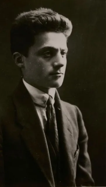 Emanuel Ringelblum, 1919 lub 1922 r.  / Fot. Odbitka w zbiorach ŻIH / dokument w archiwum Uniwersytetu Warszawskiego