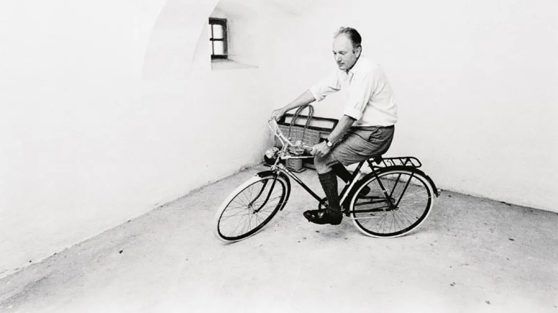 Thomas Bernhard w swoim domu w Ohlsdorf, Austria, 1976 r. / Fot. Michael Horowitz / ANZENBERGER / FORUM