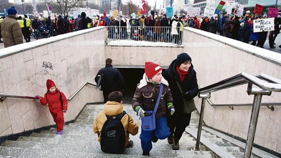 Feministyczna manifestacja „Manifa” w Warszawie, 10 marca 2013 r. / Fot. Bartosz Krupa / EAST NEWS