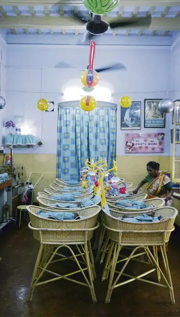 Sala dla niemowląt podrzuconych do Ośrodka. / Fot. Andrzej Meller