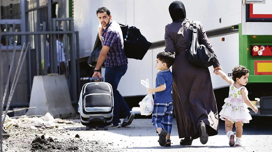 Syryjscy uchodźcy na granicy z Turcją; 31 sierpnia 2013 r. / Fot. Gregorio Borgia / AP/ EAST NEWS 