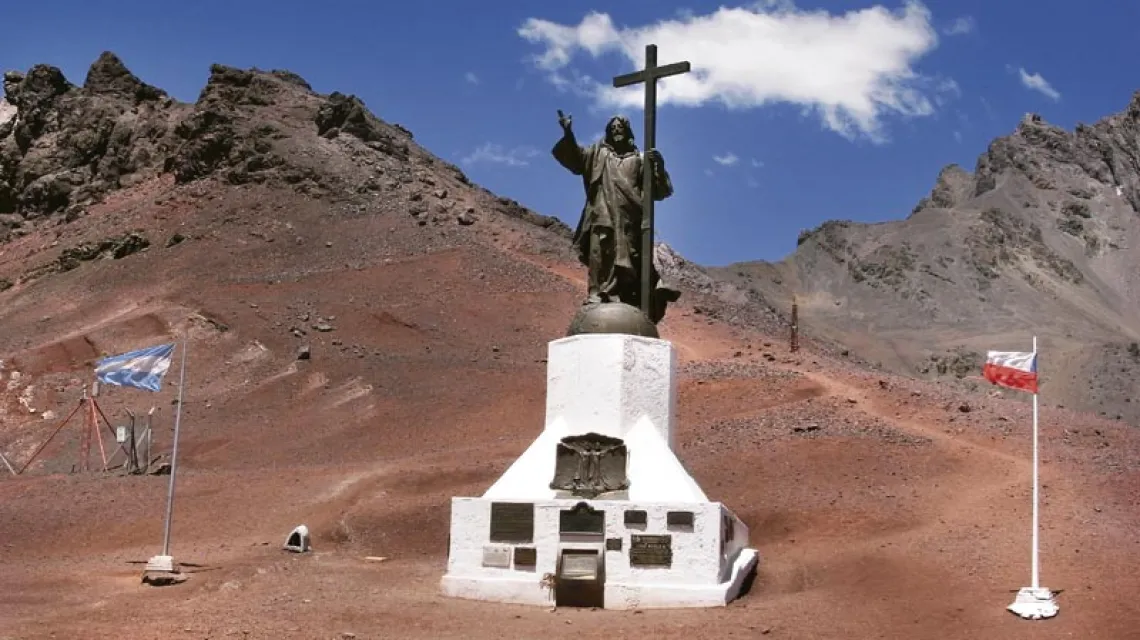 Pomnik Chrystusa Andów na granicy argentyńsko-chilijskiej / Fot. Katarzyna Wydra