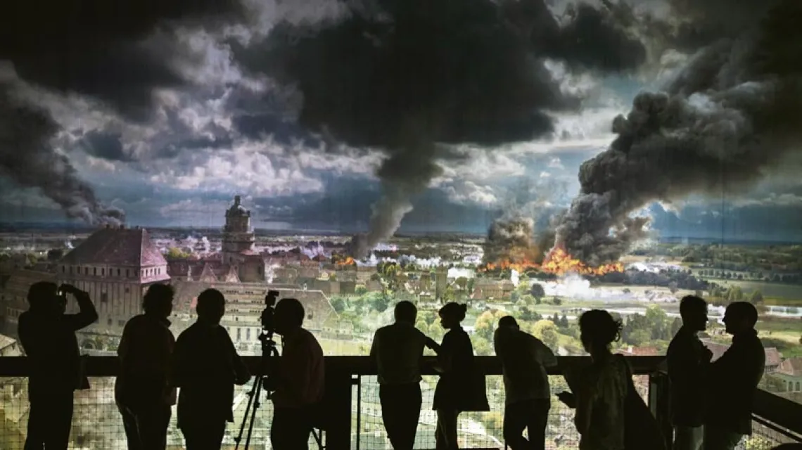 Fragment nowoczesnej panoramy „bitwy narodów”; Lipsk, sierpień 2013 r. / Fot. Thomas Peter / REUTERS / FORUM