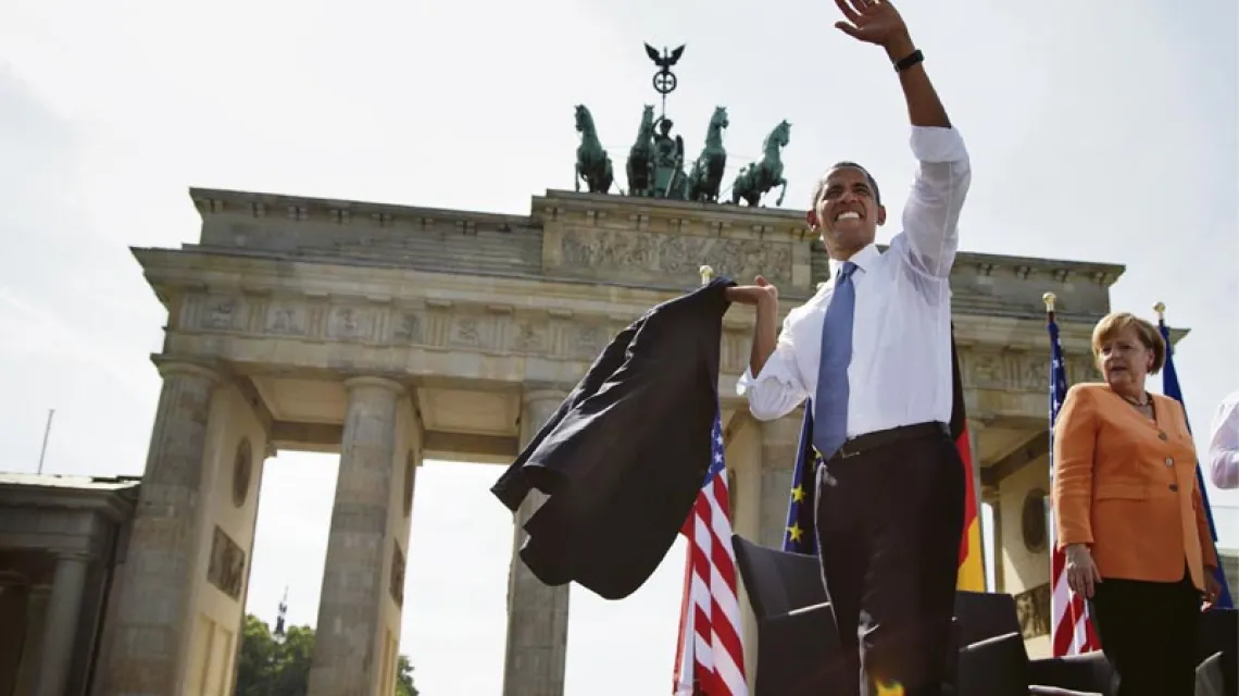 Barack Obama i Angela Merkel pod Bramą Brandenburską. Berlin, 19 czerwca 2013 r. / Fot. Evan Vucci / AP PHOTO / EAST NEWS