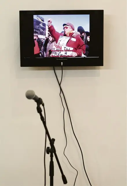 Ivan Brażkin, Protestacyjne karaoke, 2011 r. / Fot. Muzeum Sztuki Nowoczesnej w Warszawie