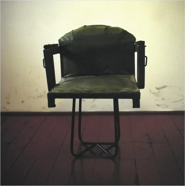 Krzesło, na którym sadzano skazanego przed egzekucją. Wrocław, 2009 r. / Fot. Katarzyna Mirczak