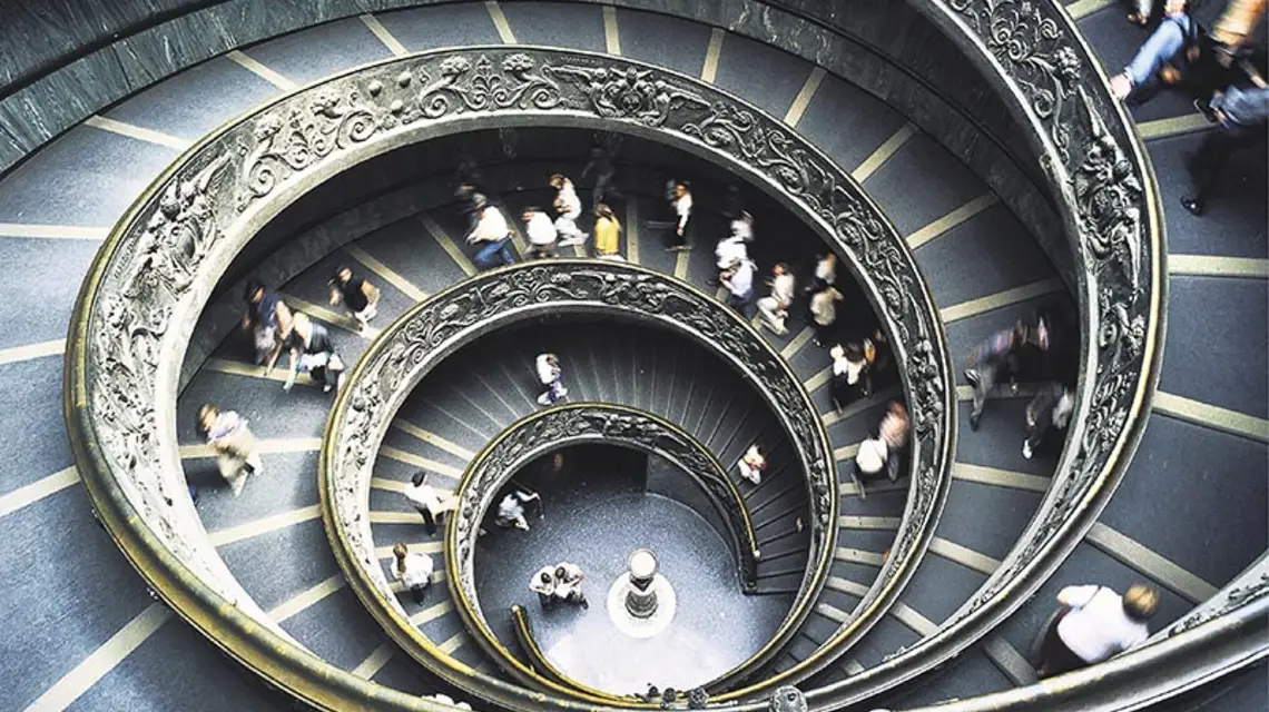 Schody w Muzeach Watykańskich / Fot. Fridmar Damm / CORBIS