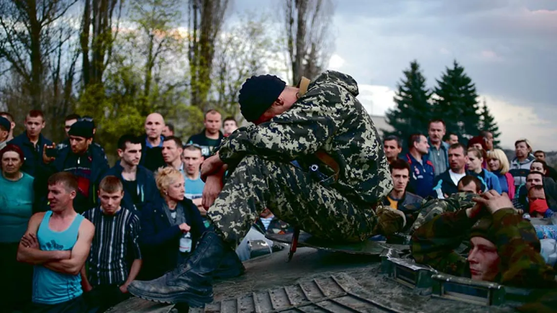 Żołnierze ukraińscy pod Kramatorskiem w obwodzie donieckim; 16 kwietnia 2014 r. / Fot. Pochuyev Mikhail / ITAR-TASS / FORUM