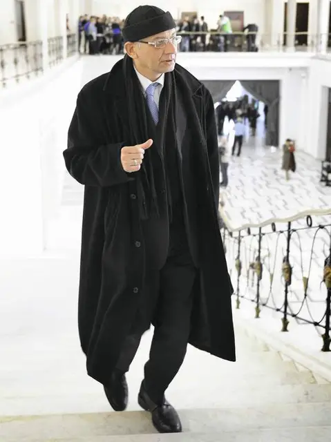 Ludwik Dorn w Sejmie, kwiecień 2011 r. / Fot. Piotr Bławicki / EAST NEWS