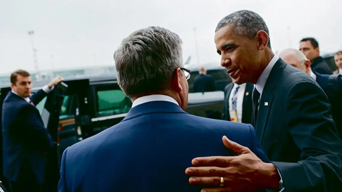 Barack Obama i Bronisław Komorowski przed spotkaniem z polskimi i amerykańskimi pilotami, Warszawa, 3 czerwca 2014 r. / Fot. Wojciech Grzędziński / KPRP