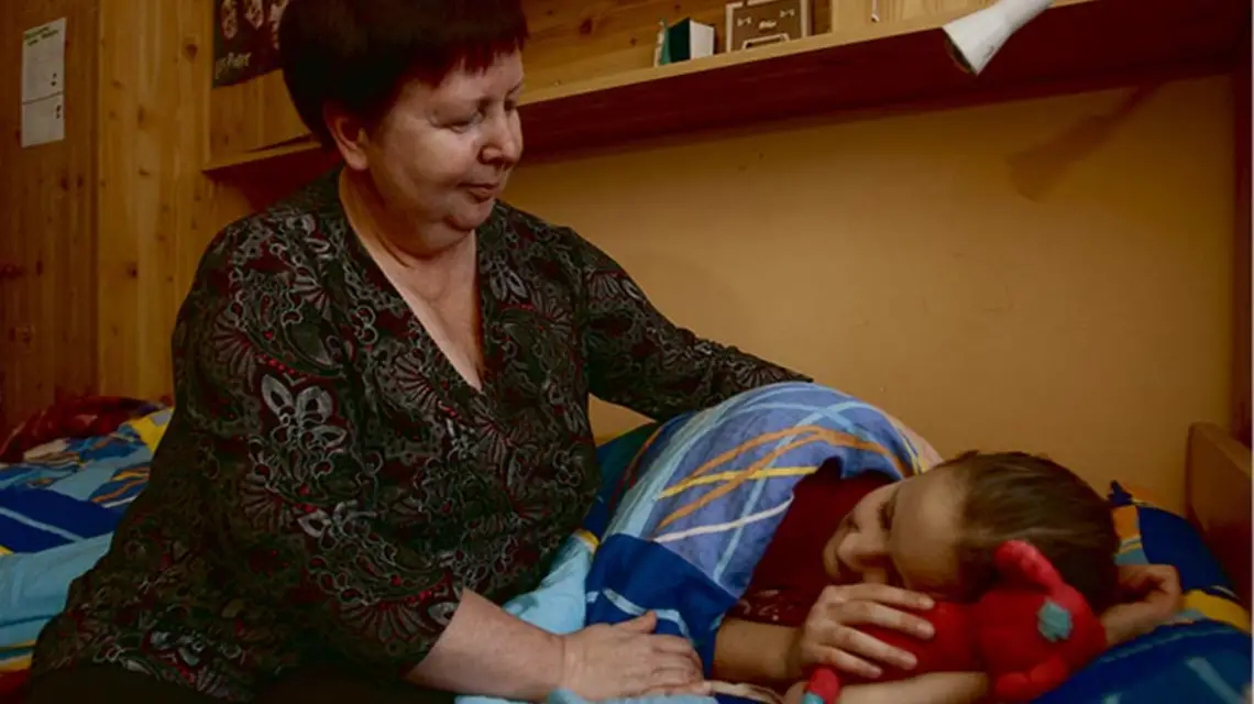 Danuta Ulidowicz pracuje w SOS Wiosce Dziecięcej w Biłgoraju od początku jej istnienia, czyli od 30 lat. W tym czasie wychowała już 17 dzieci. / Fot. Benno Neeleman 