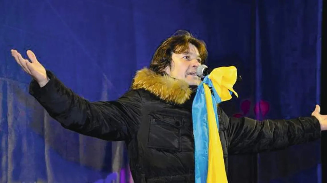 Jewhen Nyszczuk – dziś minister kultury Ukrainy – jeszcze jako moderator protestów na Majdanie. Kijów, zima 2014 r. / Fot. Archiwum Majdanu