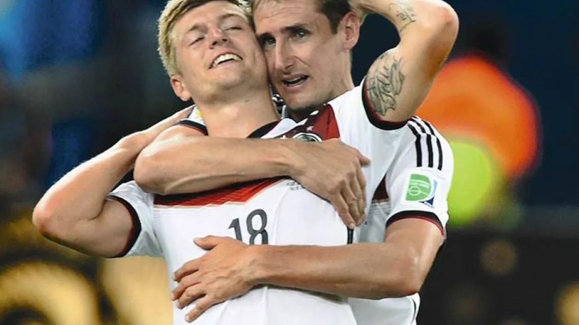 Mistrzowie świata Toni Kroos i Mirosław Klose, Rio de Janeiro, 13 lipca 2014 r. / Fot. Imago Sportfotodienst / FORUM