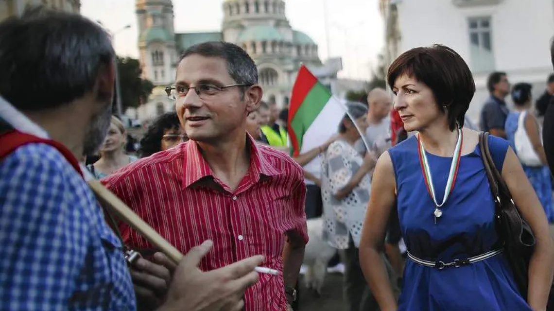 Demonstrujący Bułgarzy rozczarowani utratą unijnej szansy. Sofia, lipiec 2013 r.  / Fot. Stoyan Nenov / REUTERS / FORUM