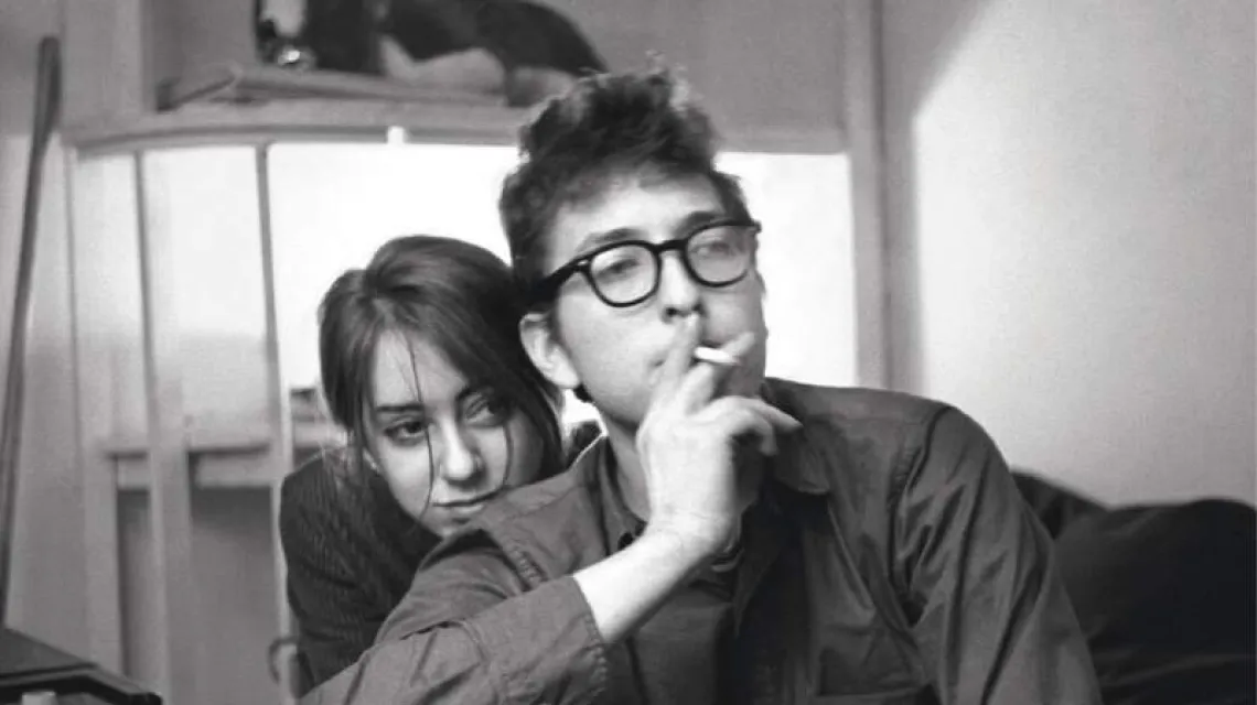Bob Dylan ze swoją dziewczyną Suze Rotolo, Nowy Jork, styczeń 1962 r. / Fot. Ted Russell / POLARIS / EAST NEWS