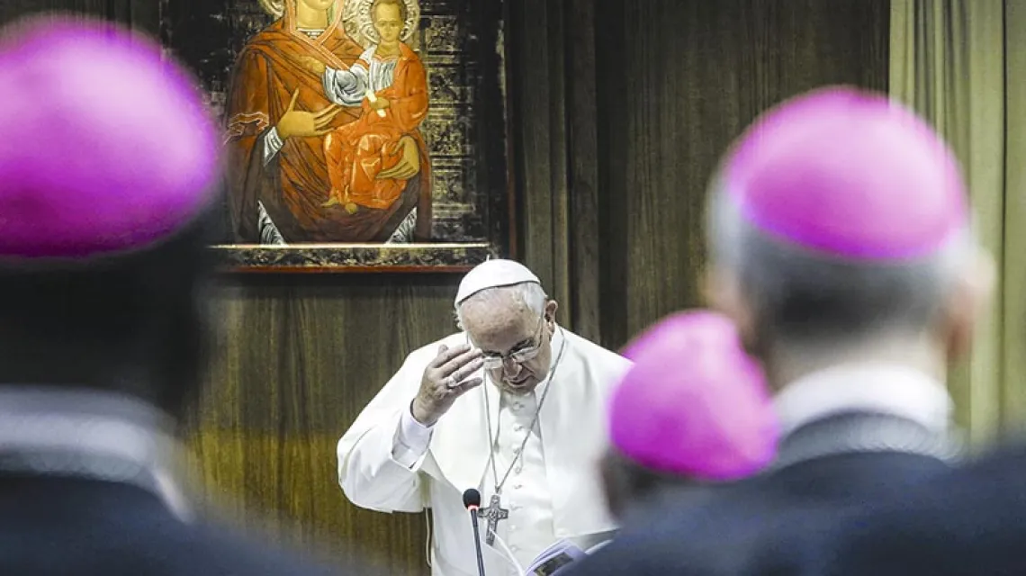 Otwarcie sesji Synodu o rodzinie, Watykan, 13 października 2014 r. / Fot. Gregorio Borgia / AP / EAST NEWS