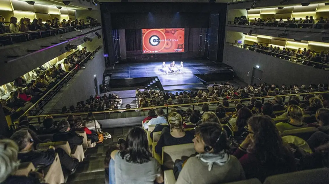 Spotkanie z Jaumem Cabré w Centrum Kongresowym ICE. Prowadzenie: Urszula Kropiwiec i Michał Nogaś / Fot. Tomasz Wiech / KBF