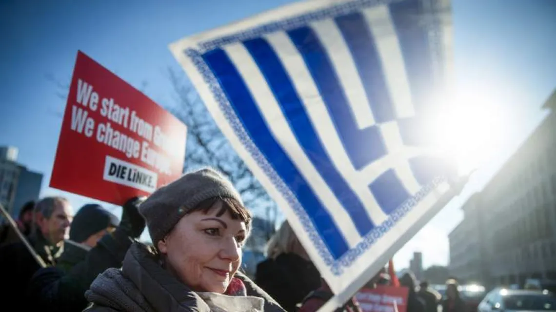 Lewicowa demonstracja poparcia dla Aten w Berlinie, podczas wizyty greckiego ministra finansów, 5 lutego 2015 r. / Fot. Kay Nietfeld / DPA / EAST NEWS