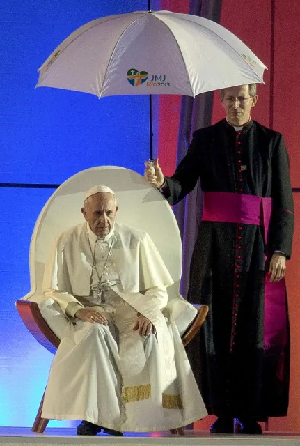 Papież podczas Światowych Dni Młodzieży, Rio de Janeiro, 25 lipca 2013 r. / Fot. Silvia Izquierdo / AP / EAST NEWS