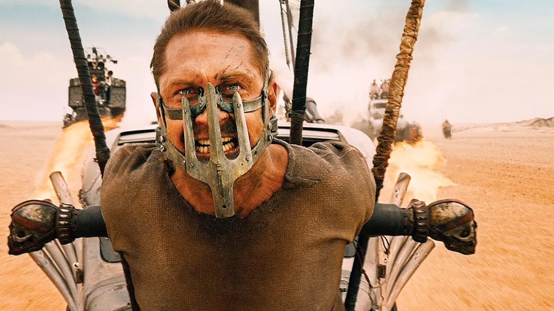 Kadr z filmu „Mad Max: na drodze gniewu” / Fot. Materiały prasowe