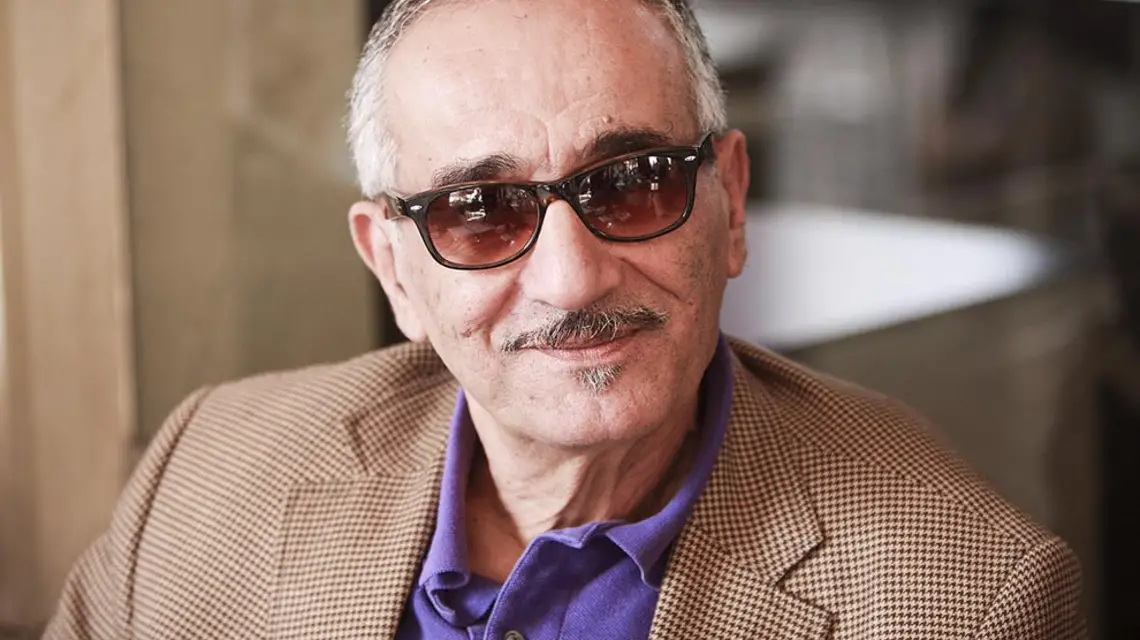 Aziz Binebine: „Na 20 dni przed każdą śmiercią do naszego baraku przylatywała sowa”. / Fot. Jakub Ciećkiewicz