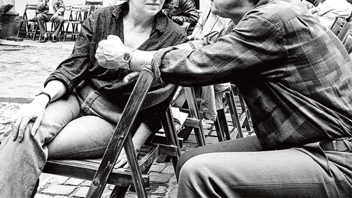 Z Krystyną Zachwatowicz podczas prób do „Zemsty” na dziedzińcu Kolegium Nowodworskiego, Kraków 1986 r. / Fot. Czesław Czapliński / FOTONOVA