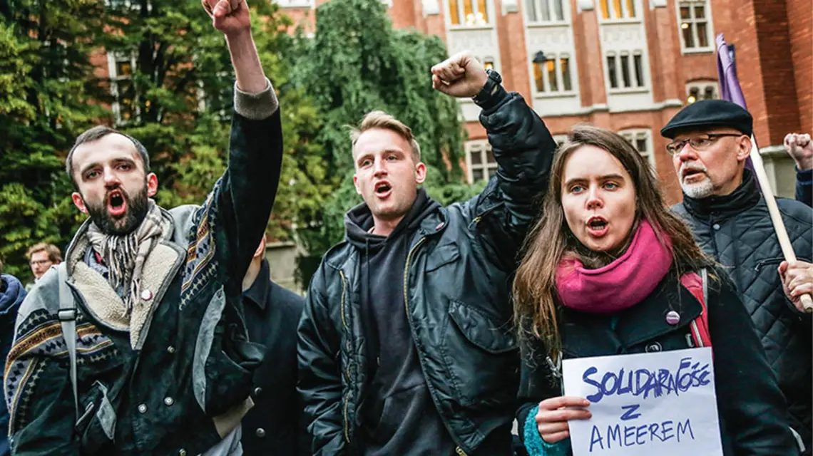 Pikieta „Solidarni z Ameerem” przed Collegium Novum UJ, Kraków, październik 2016 r. / Fot. Beata Zawrzel / REPORTER