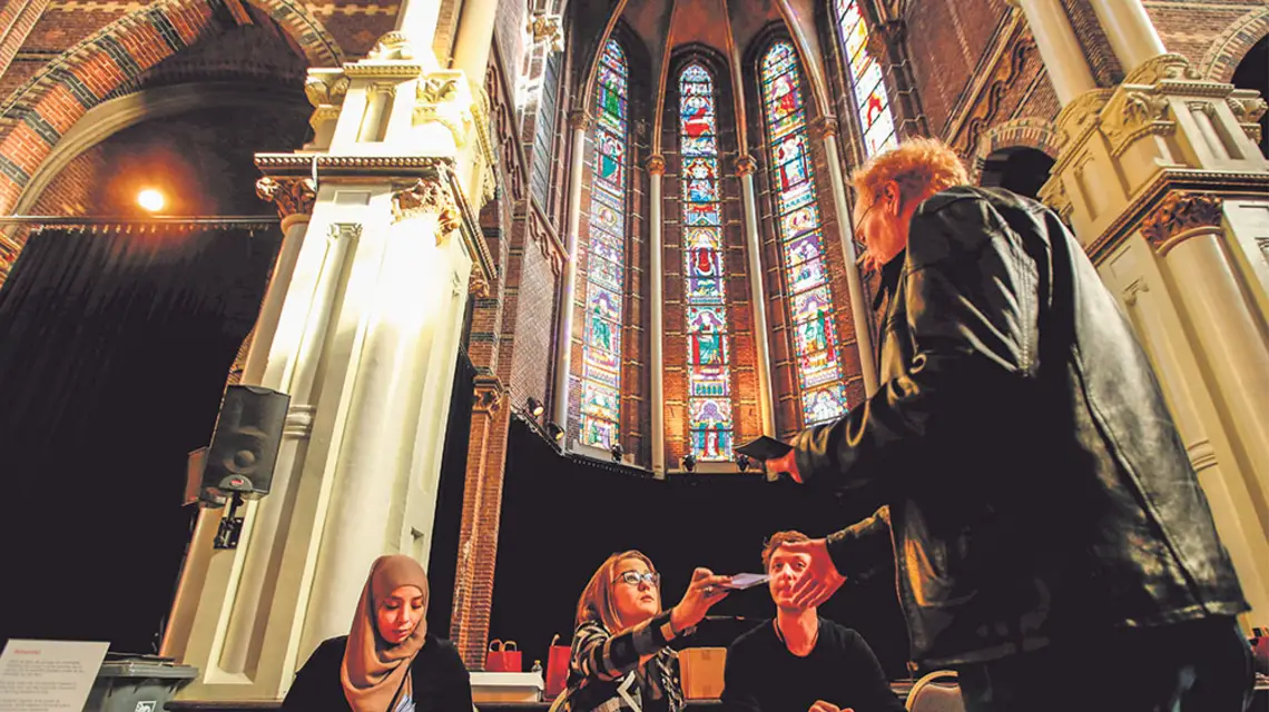 Głosowanie w jednym z punktów wyborczych w Amsterdamie, 15 marca 2017 r. / Fot. Cris Toala Olivares / REUTERS / FORUM