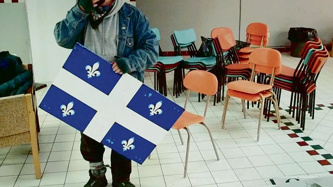 Wolontariusz kampanii na rzecz niepodległości Québecu po przegranym referendum w 1995 r. / Fot. Eric Draper / AP/ EAST NEWS