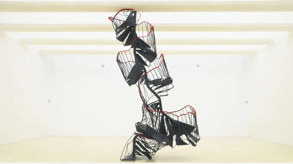 Monika Sosnowska, „Schody” (2010) / Fot. dzięki uprzejmości Galerie Gisela Capitain, Köln - Galeria Zachęta