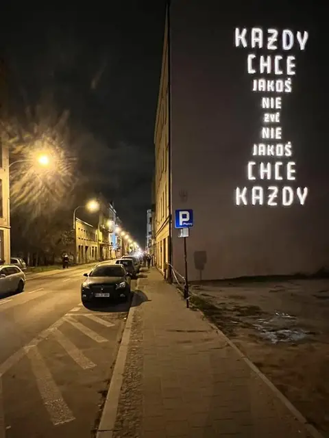 MATERIAŁY PRASOWE / 