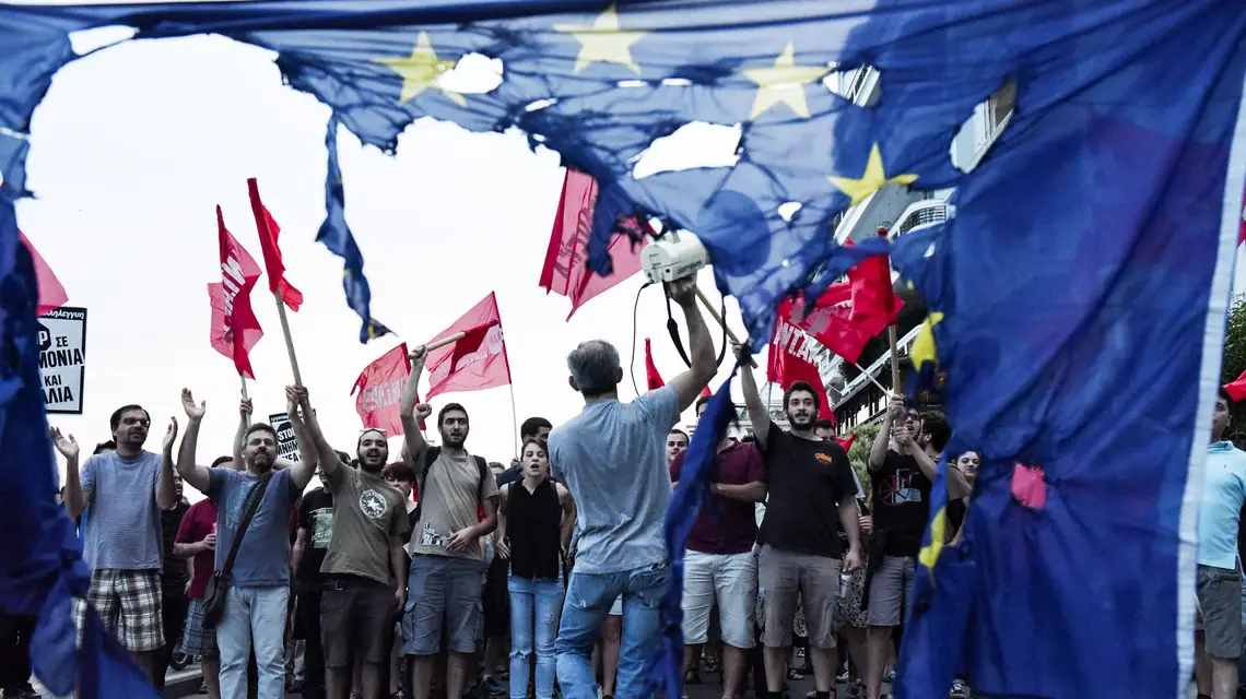 Antyeuropejski protest w Salonikach, 28 czerwiec 2015 r. / / Fot. Giannis Papanikos/ AP / EAST NEWS
