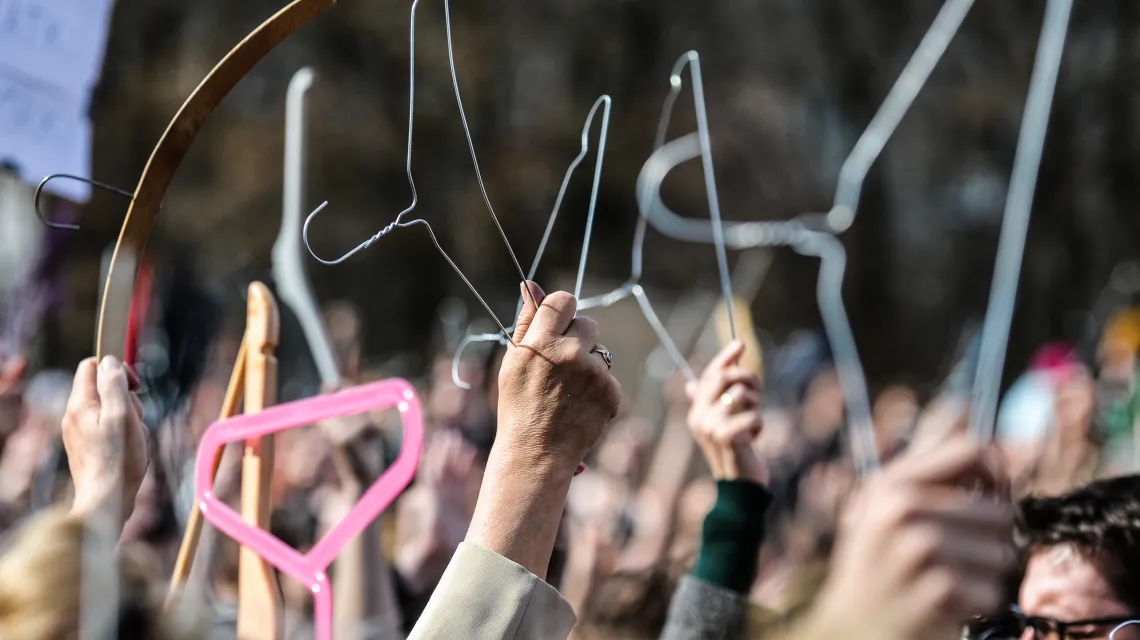 Manifestacja przeciw projektowi zaostrzenia ustawy antyaborcyjnej, Warszawa, 3 kwietnia 2016 r. / / ALEKSIEJ WITWICKI / FORUM