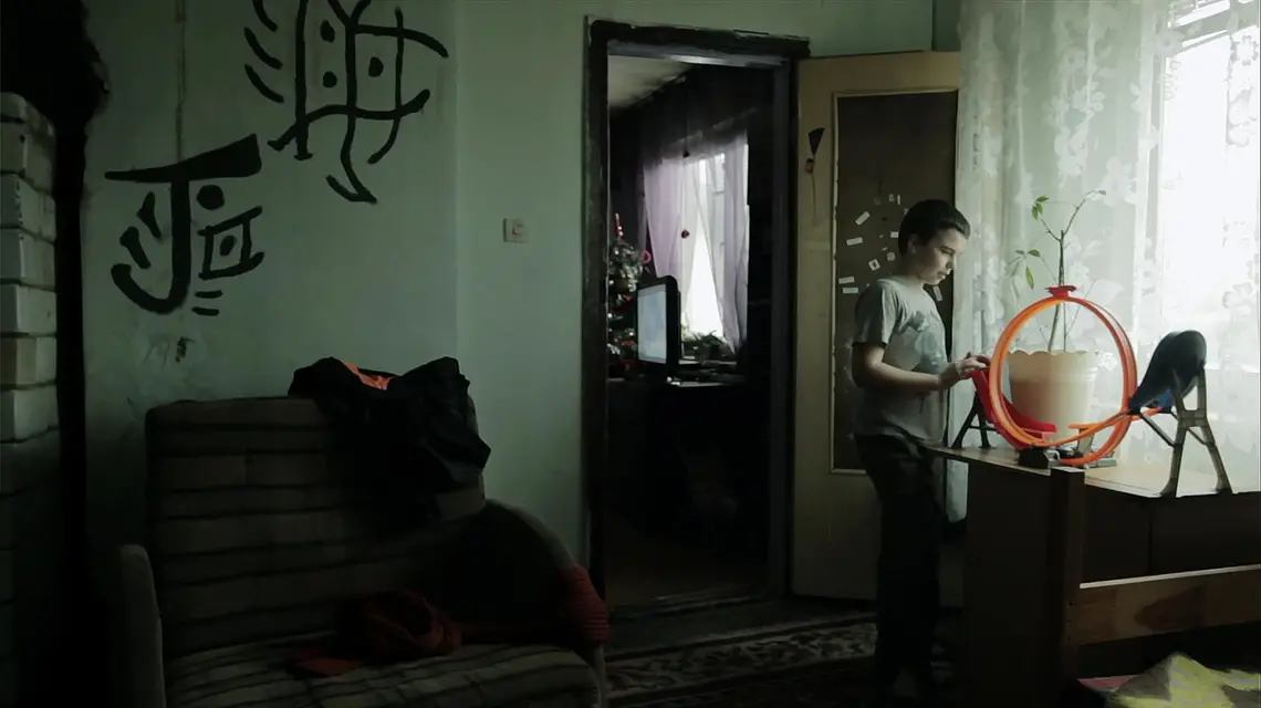 Kadr z filmu „Rogalik” w reżyserii Pawła Ziemilskiego. / 