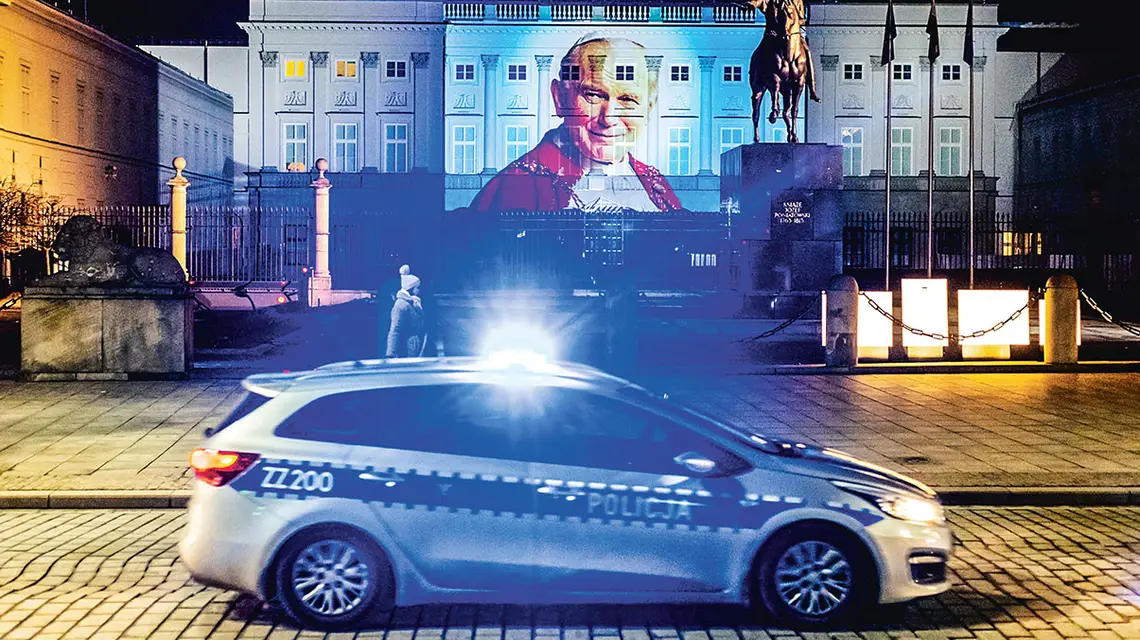 Przed Pałacem Prezydenckim. Warszawa, 9 marca 2023 r. / TOMASZ JASTRZĘBOWSKI/REPORTER / 