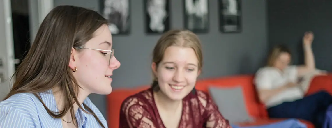 Uczniowie krakowskich liceów na warsztatach w Tygodniku Powszechnym // Fot. Oliwia Świątek