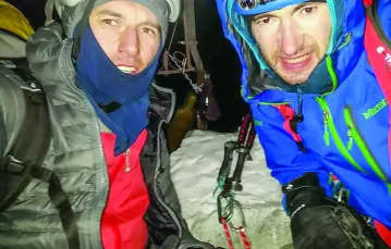 Łukasz Chrzanowski i Grzegorz Kukurowski podczas wyprawy na Matterhorn, listopad 2015 r. /GRZEGORZ KUKUROWSKI / FACEBOOK  / 