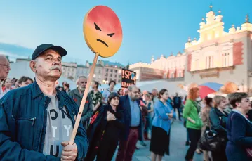 Protest nauczycieli na Rynku Głównym w Krakowie, kwiecień 2019 r. /  / ARTUR WIDAK / NURPHOTO / GETTY IMAGES
