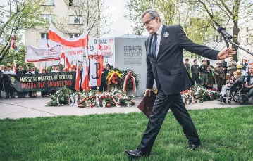 Minister Piotr Gliński podczas Marszu Rotmistrza Pileckiego, Warszawa, maj 2017 r. / Maciej Stanik / REPORTER