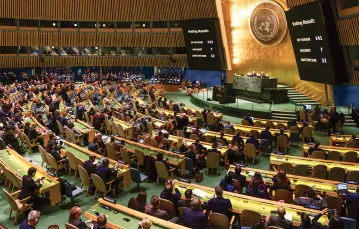 Głosowanie nad rezolucją potępiającą Rosję. Sala Zgromadzenia Ogólnego ONZ, Nowy Jork, 24 lutego 2023 r. / MIKE SEGAR / REUTERS / FORUM