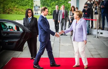 Prezydent Duda i kanclerz Merkel w Berlinie, 28 sierpnia 2015 r. / Fot. Bernd von Jutrczenka / AFP / EAST NEWS