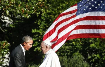 Barack Obama wita papieża przed Białym Domem, 23 września 2015 r. / Fot. Tony Gentile / AP / EAST NEWS